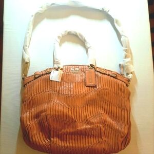 NWT Coach Madison Gathered Leather Lindsey North/South 33371E Camel/Gold Hrdware